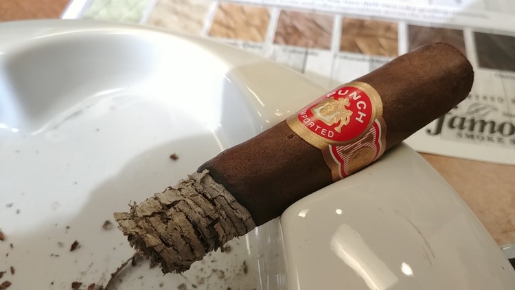 punch maduro cigar review punch cigars guide pullo