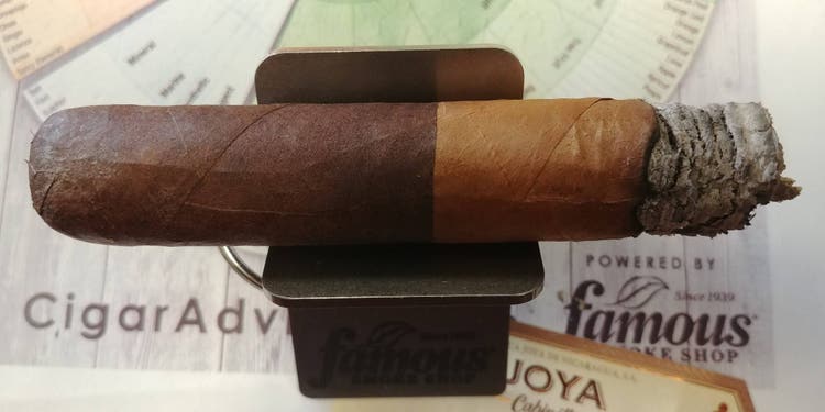 Joya de Nicaragua cigars guide joya de nicaragua jdn joya cabinetta cigar review two wrappers by John Pullo