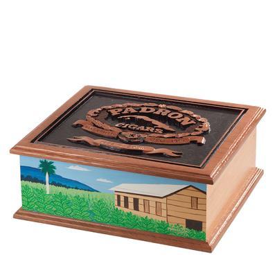 Padron 1926 40th Anniversary Hand Carved Cedar Chest - Padron Serie 1926