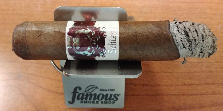 Asylum cigars guide Asylum Schizo Cigar Review by John Pullo