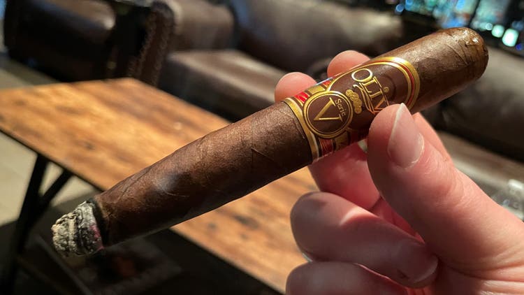 cigar advisor oliva essential review guide - serie v 135th anniversary by jared gulick