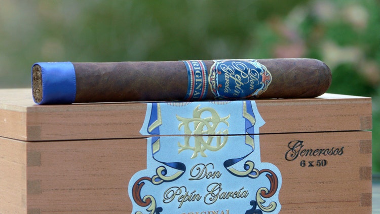 Don Pepin Garcia Blue original cigar review - how it's made