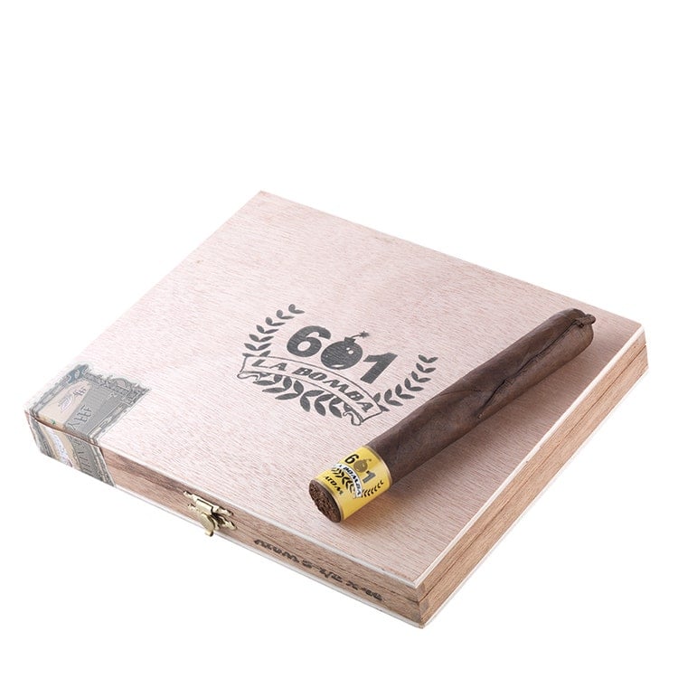 601 la bomba cigar review atom box