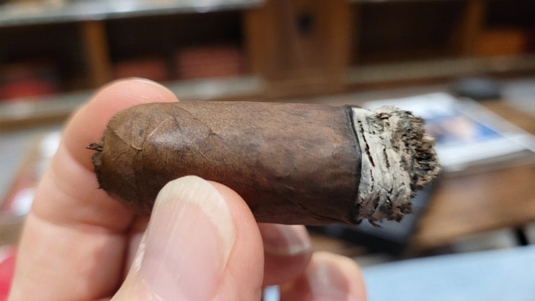 cigar advisor #nowsmoking cigar review stillwell star aromatic no. 1 by dunbarton tobacco & trust cigar nub