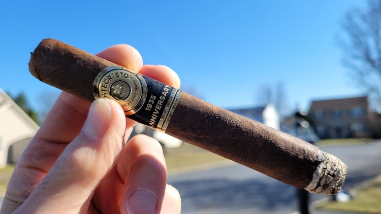 Montecristo 1935 Anniversary cigar review by Gary Korb