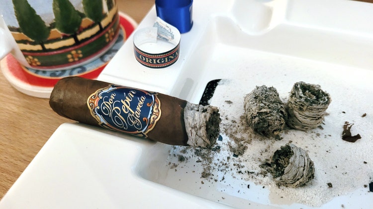 Don Pepin Garcia Blue original cigar review part 3