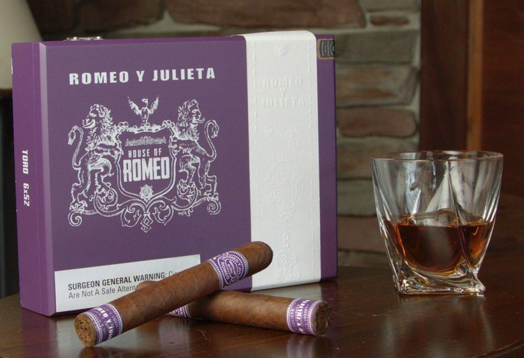 RyJ House of Romeo cigar box