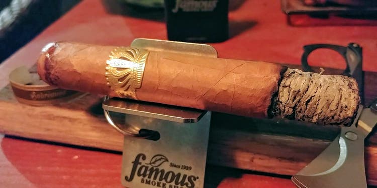 DT&T Saka Sobremesa Brulee cigar review by John Pullo Cigar Advisor