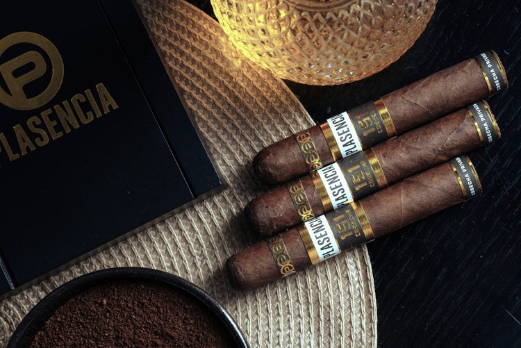 cigar advisor news – plasencia now shipping cosecha 151 selection – release – 3 cigars