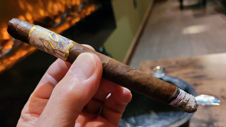 cigar advisor #nowsmoking cigar review video of 90 miles RA nicaragua limited edition - part 1
