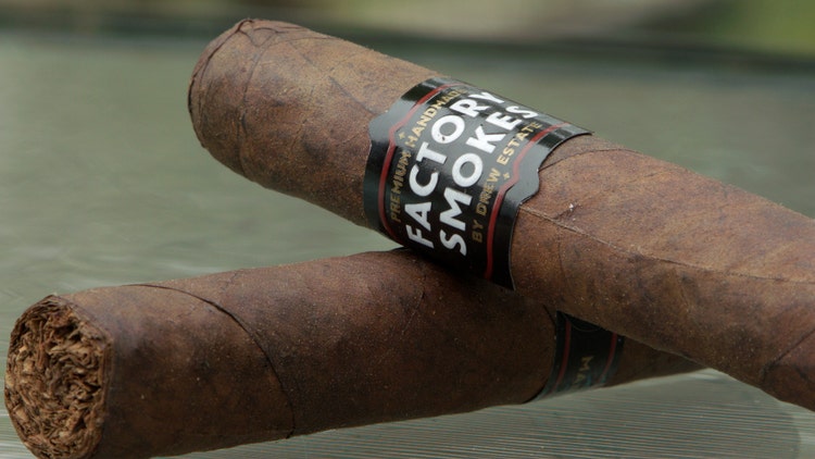 Drew Estate Facory Smoke MAduro bundle cigar review