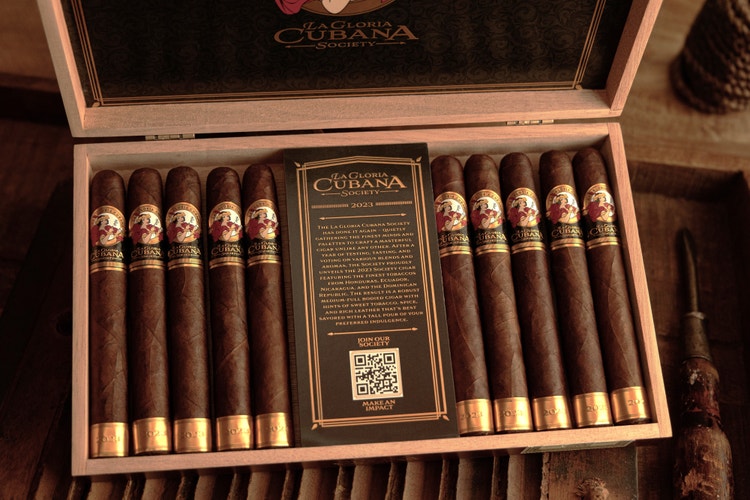 cigar advisor news – la gloria cubana releases its society cigar ii – release – open box