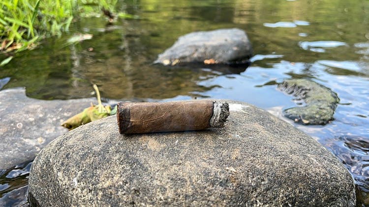 cigar advisor #nowsmoking cigar review cohiba riviera - nub, final third of cigar