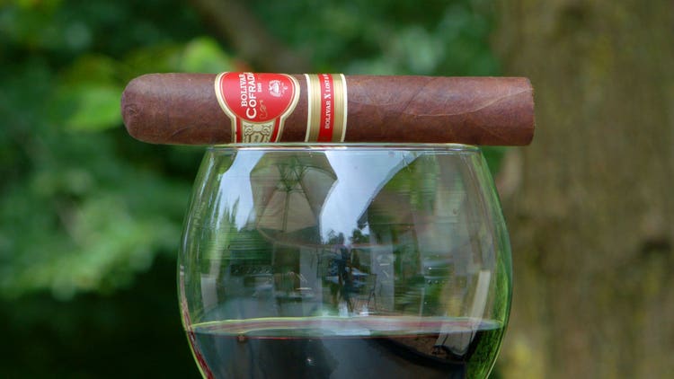 bolivar cofradia lost and found robusto cigar pairing