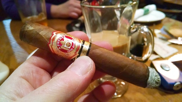 arturo fuente don carlos cigar review my weekend cigar smoking
