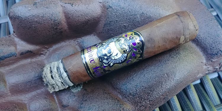 AJ Fernandez cigars guide Shadow King cigar review by John Pullo