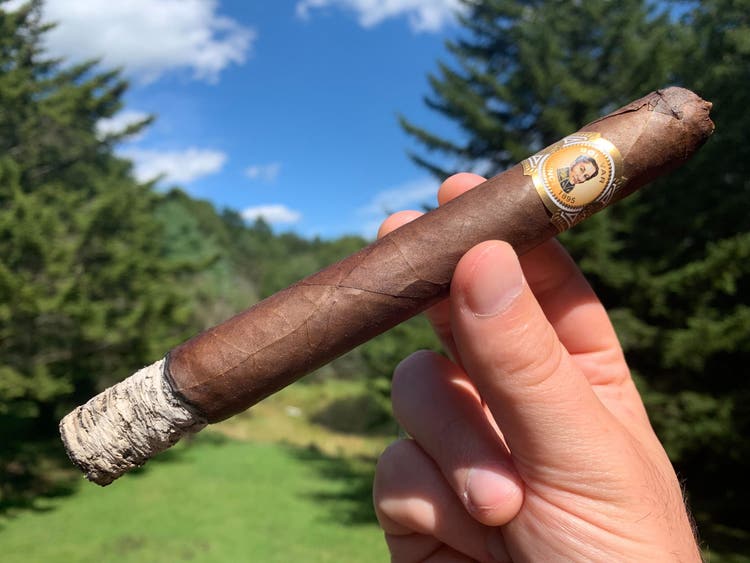 Bolivar Cofradia cigar review by Jared Gulick 1