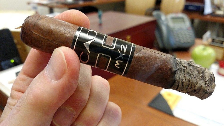 cao cigars guide CAO MX2 review