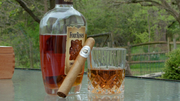 four roses bourbon and ashton cigar pairing