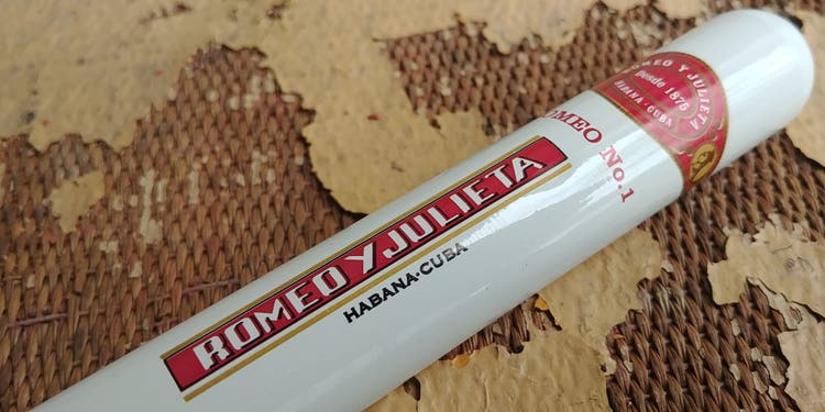 5 things about cigar tubes cuban Romeo cigars in tubes