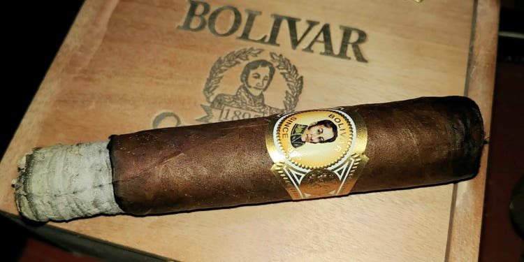 bolivar cofradia cigar review by John Pullo