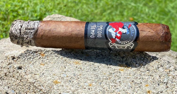 la gloria cubana medio tiempo robusto cigar advisor cigar review by paul lukens