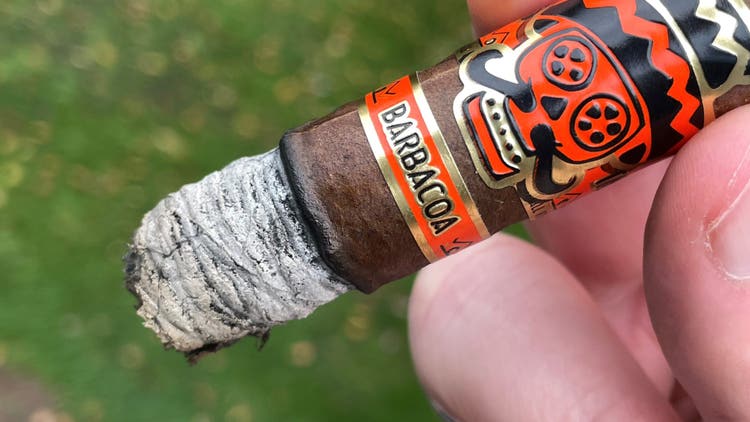 cigar advisor #nowsmoking cigar review rojas street tacos close-up of band and ash