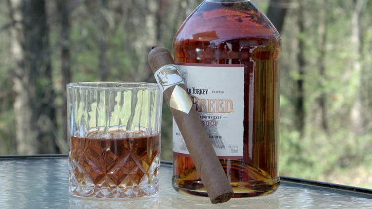 cigar advisor #nowsmoking cigar review cavalier geneve white series - drink pairing