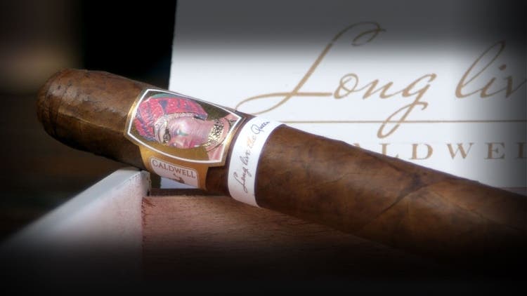 cigar advisor nowsmoking 4-12-23 caldwell long live the queen toro at famous smoke shop