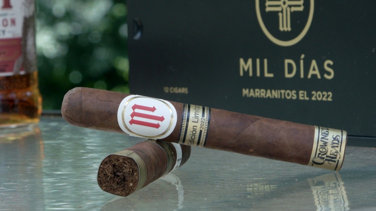 cigar advisor #nowsmoking cigar review crowned heads mil dias marranitos - setup shot of cigars in front of box