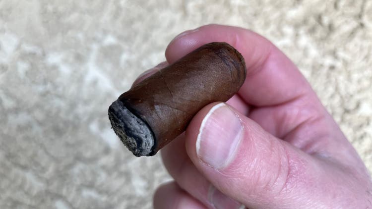 cigar advisor #nowsmoking cigar review e.p. carrillo retro 2021 - final third