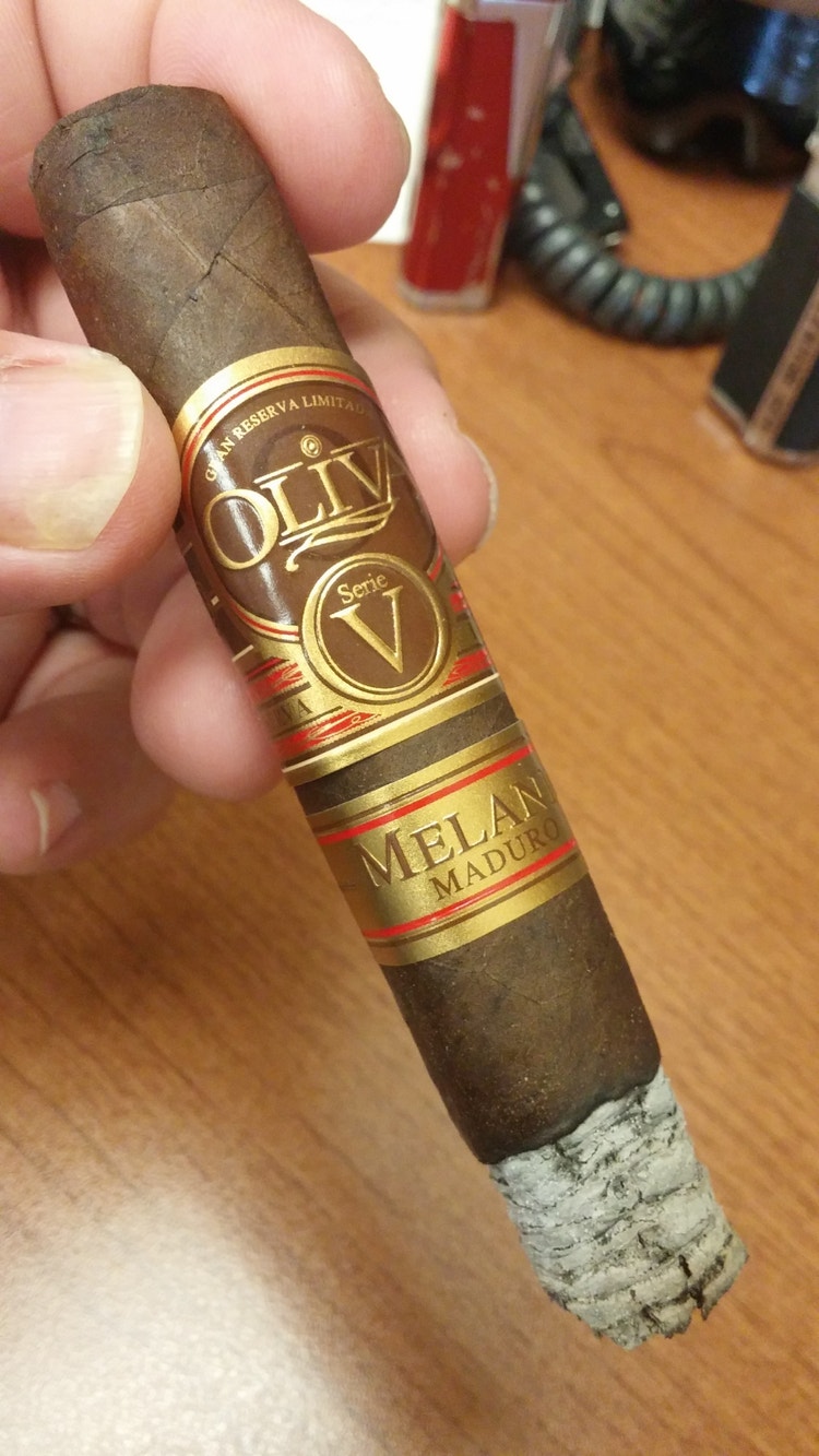 oliva cigars review serie v melanio maduro