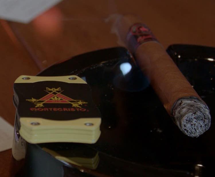 montecristo relentless cigar review video setup2