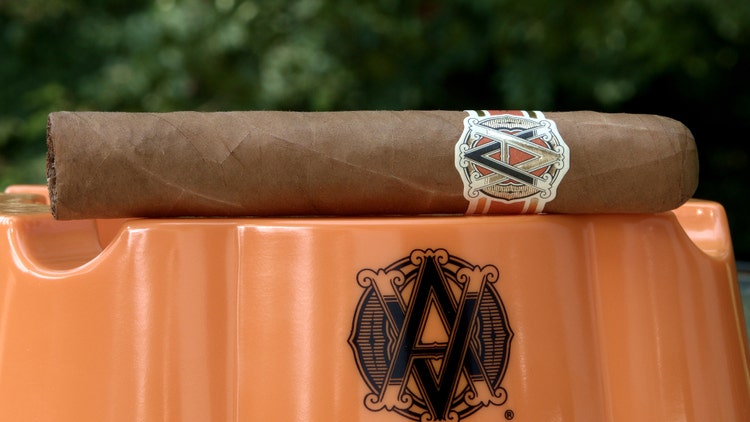 #nowsmoking Avo XO cigar review by Gary Korb