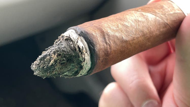 cigar advisor #nowsmoking cigar review of cao 60 torque closeup of cigar ash