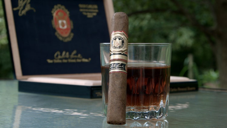 #nowsmoking Arturo Fuente Don Carlos Personal Reserve Famous 80th cigar pairing