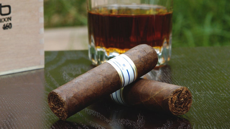 #nowsmoking Oliva Nub Cameroon review cigar pairing