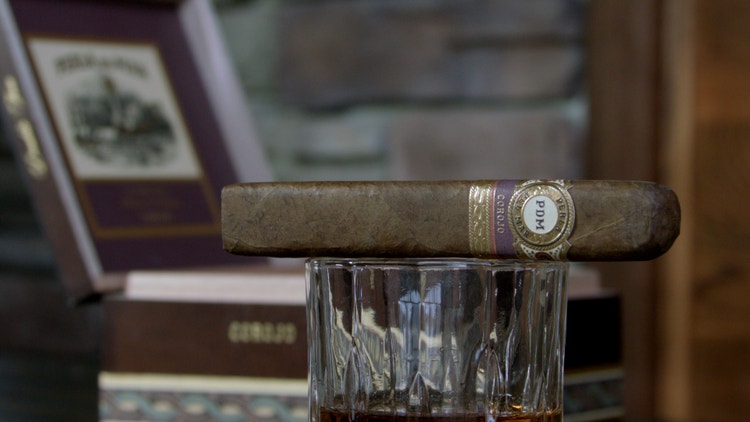 Perla del Mar cigar and drink pairing