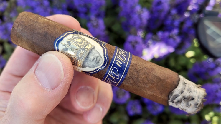 Caldwell Long Live the King Mad Mofo Super Toro cigar review by Gary Korb