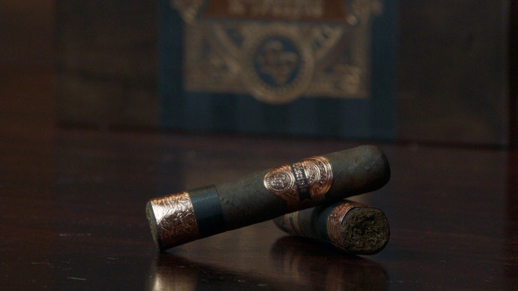 cigar advisor #nowsmoking cigar review rocky patel disciple - setup shot of cigars with box in background