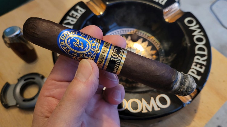 Perdomo Reserve 10th Anniversary Maduro cigar review flavor profile