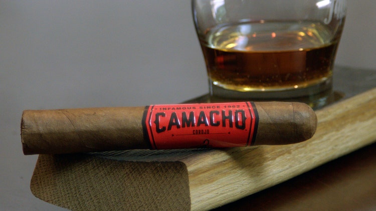 best camacho corojo cigar and whiskey pairing bourbon pairing oak stave