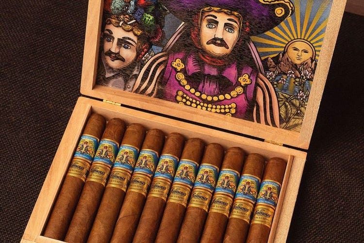 cigar advisor news – foundation el gueguense famous smoke shop exclusivo cigars – release – photo of open box