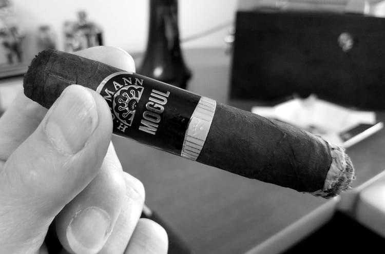 nowsmoking h upmann mogul toro cigar review GK