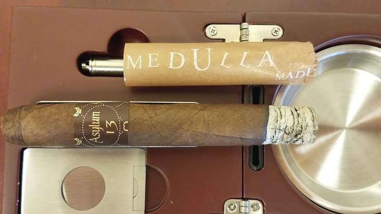 Asylum cigars guide Asylum Medulla Oblongata Medulla Maduro Cigar Review by Gary Korb