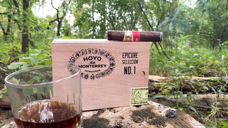 #nowsmoking Hoyo de Monterrey Epicure Seleccion cigar review by Gary Korb