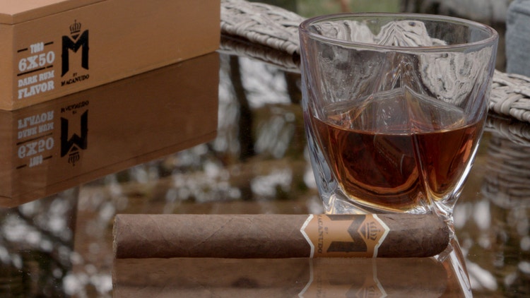 cigar advisor - nowsmoking M by Macanudo Dark Rum cigar and drink pairing