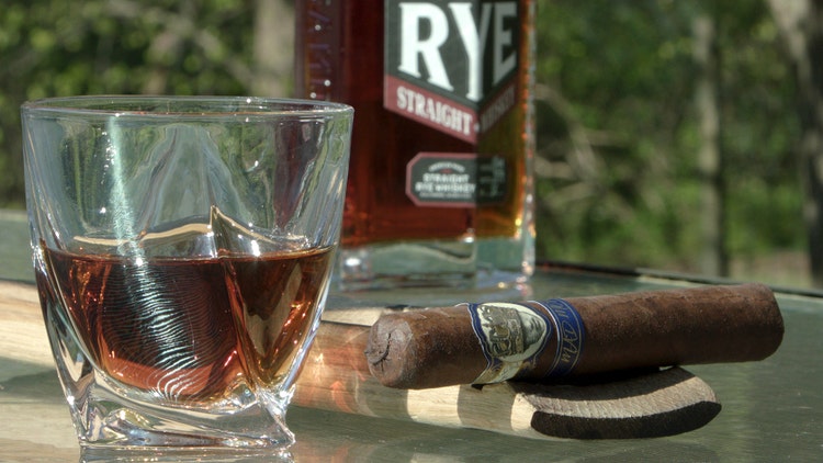 Caldwell Long Live the King Mad Mofo cigar paired with bourboniring