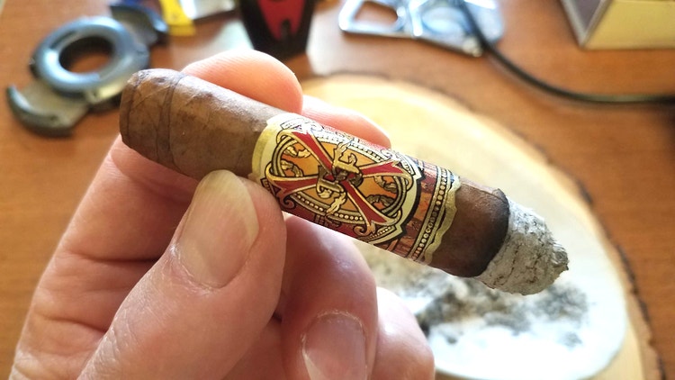 #nowsmoking fuente fuente opus x pussy cat cigar review by Gary Korb 1