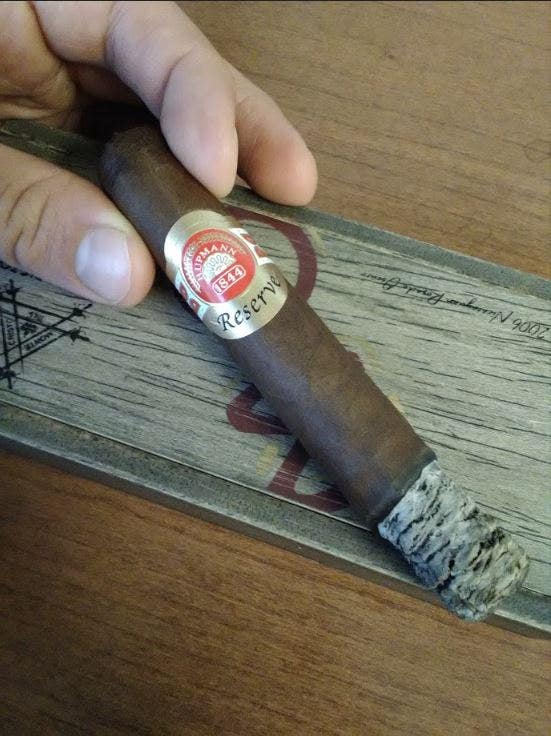 H. Upmann cigars guide h upmann 1844 Reserve cigar review FL